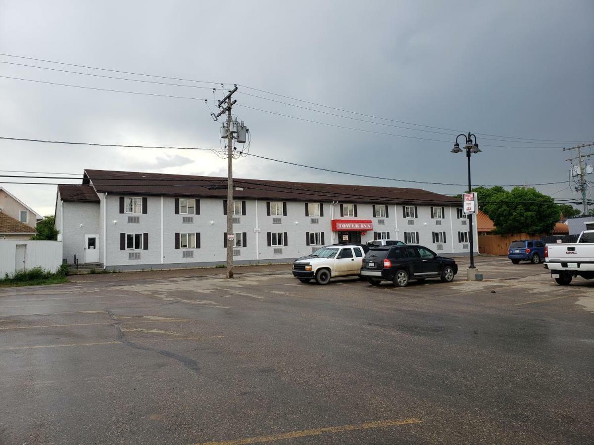 Tower Inn Estevan Εξωτερικό φωτογραφία